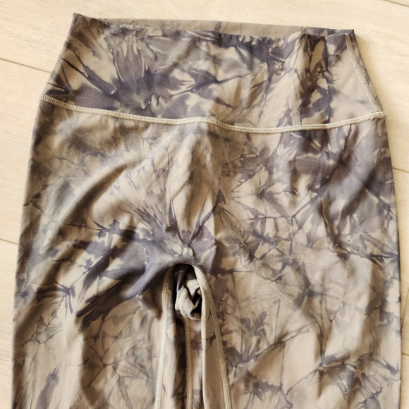Zyia Active Legging Lot 2 Pair Womens Size 8-10 Blue Tan Tie Dye - Picture 3 of 8